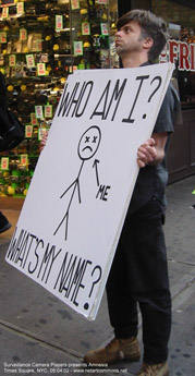 Amnesia, Times Square ©&nbsp;Surveillance Camera Players (New-York, 2004)